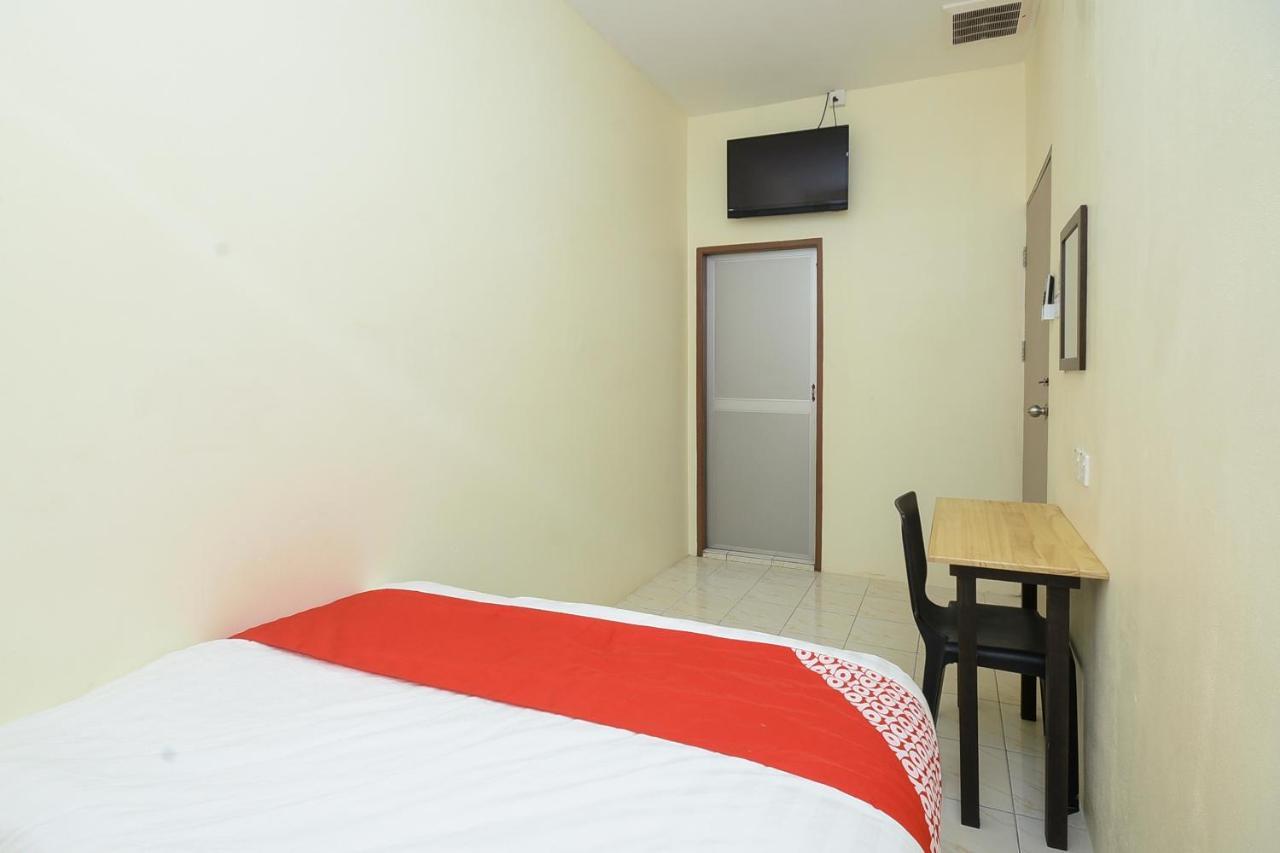 Oyo 90172 Goodwill Homestay Batu Niah Exteriér fotografie
